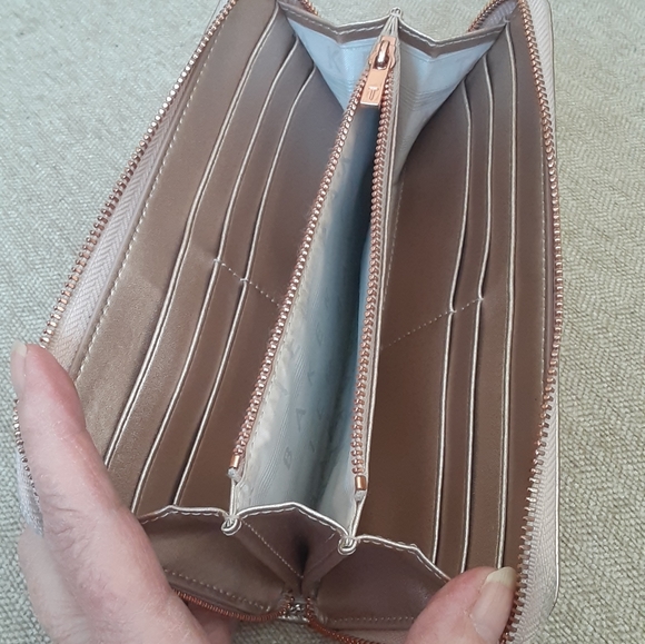 Ted Baker London gold tone leather zip wallet - Picture 4 of 10